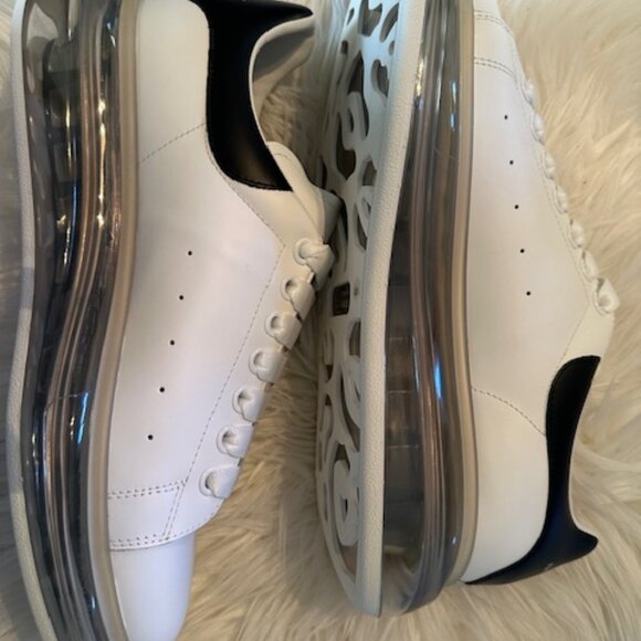 Alexander McQueen Oversized Sneakers – White with Clear Sole (Men’s 43.5 / US 10 - Picture 6 of 14